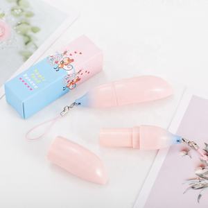 Tube de rouge à lèvres vide en forme de banane à <span class=keywords><strong>prix</strong></span> avantageux, emballage personnalisé avec logo, tube de baume à lèvres adorable pour enfants - Product Image 6