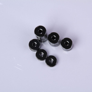 Bolas Magnéticas Permanentes de Ferrita Redondas Pulimentadas, Imán Industrial <span class=keywords><strong>para</strong></span> Aplicaciones de Soldadura, Doblado y Corte, Grado Y10T Y30 Y30BH - Product Image 5