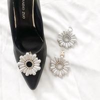 Clips de chaussures détachables en forme de fleur de perle, boucles de chaussures tournesol, ornements décoratifs pour chaussures de mariée et talons hauts