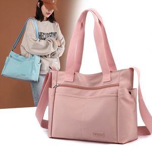 Bolso de Mujer con Logotipo y Color Personalizados, Nuevo Bolso de Hombro de Nailon de Gran Capacidad, Bolso de Mano Ligero - Product Image 3