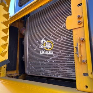 Excavadora Komatsu PC450 usada máquina de servicio pesado con motor de peso operativo de 45 toneladas y componentes de núcleo de bomba gran oferta - Product Image 6