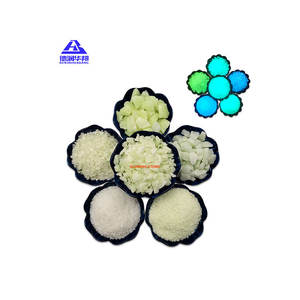 暗闇で光る環境に優しい無毒の小石、植木鉢や花瓶の詰め物、プールやスパの周囲に使える発光石 - Product Image 1