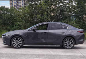 Mazda 3 Axela 2023, 2.0L Automático, Versión Elegante, Tracción Delantera, Sedán de Gasolina, Bajo Consumo de Combustible, Auto Usado Familiar para Venta de Exportación - Product Image 6
