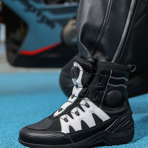 Sepatu Berkendara Premium untuk Gaya Hidup Pengendara Motor Pria, Sepatu Bot Motor Klasik dengan Tali Pengikat - Product Image 2