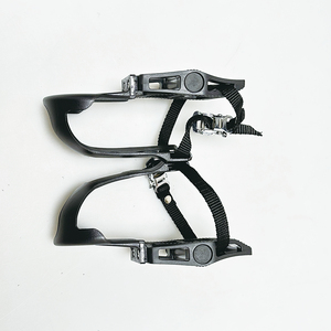 Pédales de vélo d'exercice légères Spinning Bicycle Spin Pedal avec Toe-Strip Pièces de vélo PP Pédale de vélo <span class=keywords><strong>amovible</strong></span> légère - Product Image 5