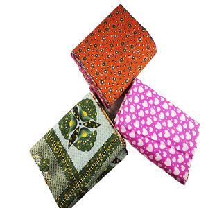 Impresión de sarga de pintura de poliéster 100%, suministro directo de fábrica de diseño de <span class=keywords><strong>flores</strong></span> para sábanas de cama - Product Image 6