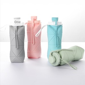 Gobelet d'eau pliable en silicone, grande capacité, bouteille d'hydratation pour les voyages en plein air, résistant aux hautes températures, de qualité alimentaire, portable - Product Image 2