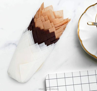 Moules à cupcakes en papier sulfurisé de qualité alimentaire, imprimés avec logo personnalisé, résistants à la graisse, forme tulipe, OEM