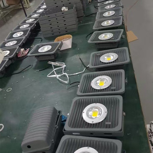 Éclairage routier à mât haut 10m 15m 200W 18m 600W LED en alliage d'aluminium IP65 - Product Image 3