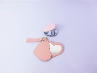 Miroir de poche rotatif en cuir PU en forme de cœur Winway, mini miroir de maquillage de voyage, miroir de vanité, logo personnalisé