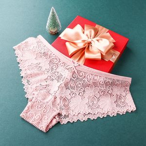 여자의 섹시한 미드 라이즈 꽃 나비 레이스 팬티 통기성 비키니 스타일 여성용 로맨틱 속옷 도매 Dropshipping 제품 - Product Image 1