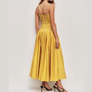 Robe midi sans bretelles pour femme de haute qualité, col droit, dos ajusté avec fermeture éclair, robe midi douce pour femmes - Product Image 2