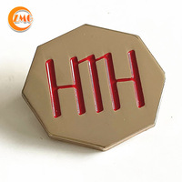 Badges en métal personnalisés plaqués argent de haute qualité en gros