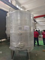 2000L Double Vestes Réservoir Jus De Raisin De Refroidissement Vin Cuve De Fermentation