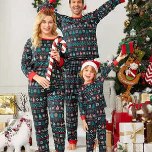 Conjunto de Pijamas Familiares Personalizados con Estampado Navideño, Ropa de Dormir de Bambú y Algodón para Mujer - Product Image 1