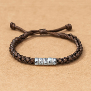 Pulsera de cuerda trenzada Li Yu con cuentas de metal grabadas, joyería personalizada para mujeres y hombres, accesorio de moda - Product Image 1