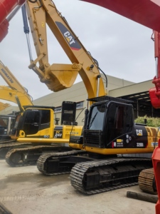 Excavatrice sur chenilles Caterpillar CAT320DL d'occasion, d'origine japonaise, haute qualité, 20 tonnes, bon état, en stock. - Product Image 5
