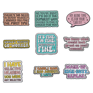 Broches amusantes, imperméables et tendance en alliage poli, badges alphabet anglais, épingles à messages courts, colorées et originales pour sacs à dos - Product Image 2