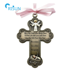 จี้สร้อยคอสำหรับเด็กทารกที่มีจี้รูปไม้กางเขนคริสเตียนตามสั่ง - Product Image 2