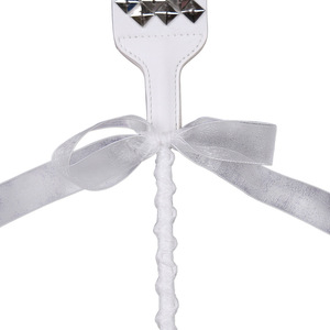 SM Adult Sex Toys Court Droit Fouet Blanc Rivet Cul Slap Passion Jouets Discothèque Flirter Outils Longe En Cuir Slap - Product Image 3