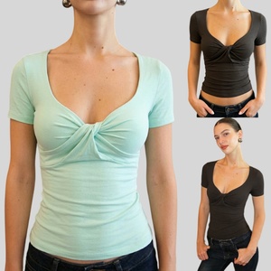 เสื้อยืดคอกลมทรงเข้ารูป แขนสั้น สีพื้น แต่งปมเกลียว ดีไซน์เซ็กซี่ ช่วยพรางหุ่น ใส่ได้หลายโอกาส - Product Image 1
