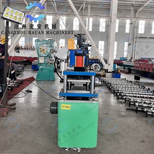 Máquina Formadora de Rollos de Cerca Metálica de Acero Galvanizado/ Máquina para Fabricar Paneles Decorativos de Cercas Tipo Palisada para Jardín - Product Image 2