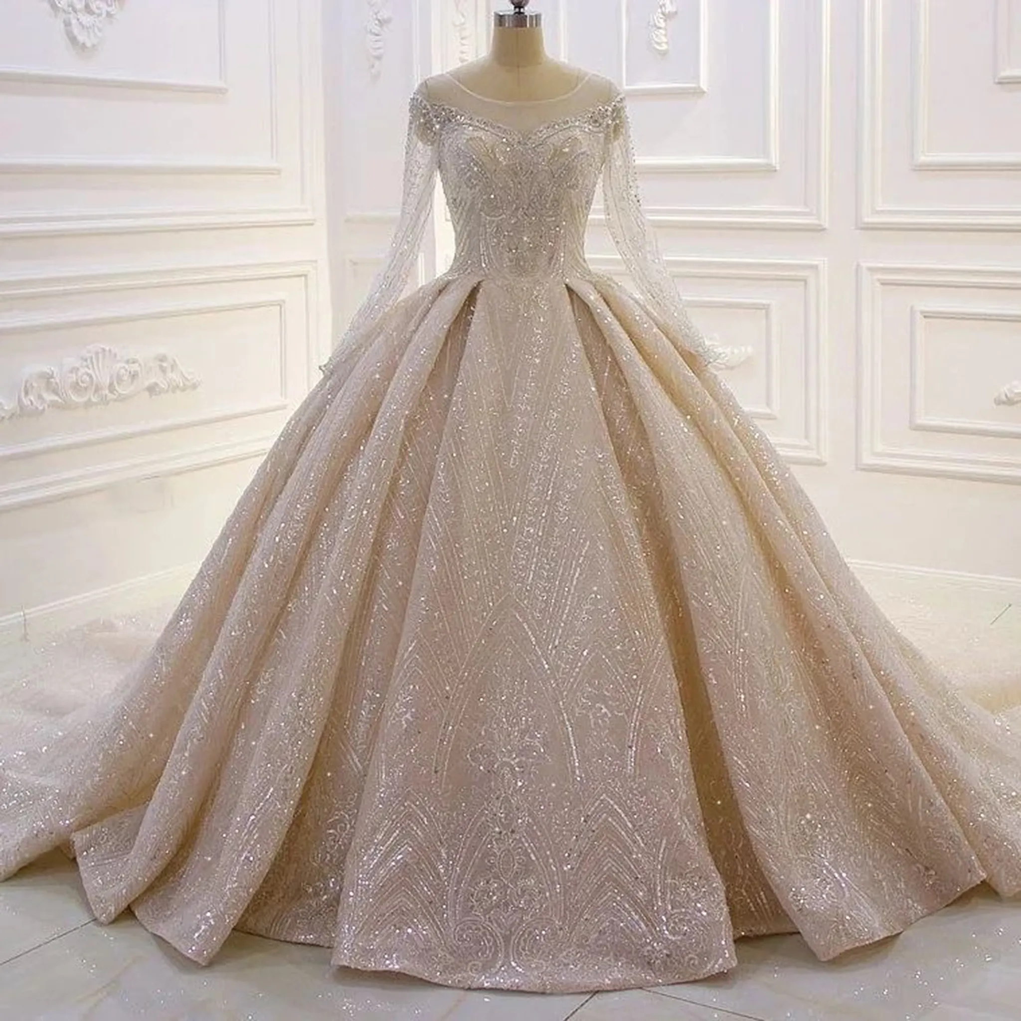 Lüks boncuk dantel aplike nakış şampanya rengi shimming uzun kollu prenses ballgown kraliyet düğün elbisesi