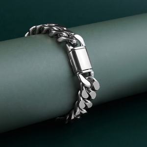 Pulsera de Eslabones Cubanos con Baño de Titanio para Hombre, Estilo Hip Hop, Pulseras Cubanas Miami Gruesas para Hombre - Product Image 3