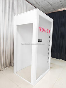 ฉากหลังถ่ายรูปงานแต่งงาน งานอีเว้นท์ แฟชั่น รูปทรงบูธโทรศัพท์โลหะหกเหลี่ยม ขนาดปรับแต่งได้ ตกแต่งสวยงาม ลดราคาพิเศษ - Product Image 2