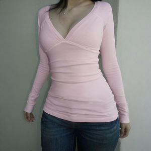 Camiseta de manga larga con cuello en V plisada de color sólido para mujer, estilo Y2K, informal, versátil, de punto - Product Image 2