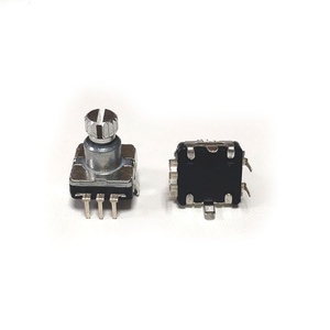 Codificador Rotatorio EC11 de 5 Pines de Alta Calidad, Interruptor Codificador de Pin Vertical PEC11 - Product Image 1
