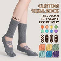 Chaussettes de yoga et de Pilates à cinq doigts en coton peigné anti-boulochage pour femmes, vente en gros