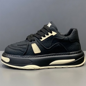 Baskets de course TN Plus de luxe, version designer, haute qualité, style basketball, confortables et amortissantes - Product Image 1