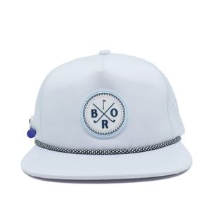 Gorra de Golf de 5 Paneles con Parche de Goma Personalizado, Protección Solar, Tela Impermeable Blanca, Visera Plana, Estilo Deportivo y Moderno - Product Image 2