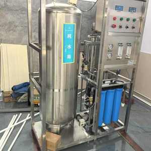 Système de purification d'eau potable commercial 250 LPH par osmose inverse avec pompe PLC, moteur en acier inoxydable <span class=keywords><strong>et</strong></span> filtre pour eau en bouteille pure - Product Image 2