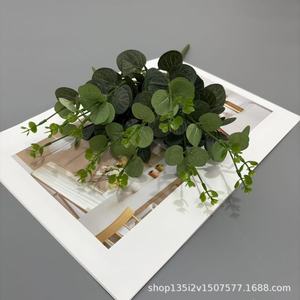 Flores Artificiales Qiye, Ramo de Eucalipto Verde Claro y Verde Oscuro, Estilo Bosque, Decoración para Bodas y Hogar - Product Image 5