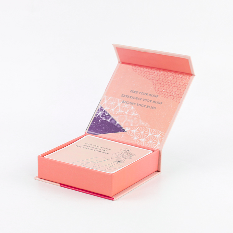 Flip top box avec aimant fermeture