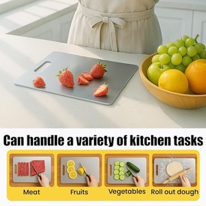 Tapis de découpe portable double face pour la cuisine en extérieur, en acier inoxydable 304 de qualité alimentaire, argent titane, épaisseur 1,5 cm, durable, carré - Product Image 2
