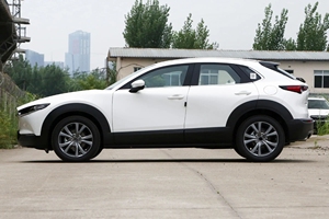 <span class=keywords><strong>Mazda</strong></span> CX 30 <span class=keywords><strong>2022</strong></span>, Elegante y Alegre, 2.0L Skyactiv G, 6AT, Tracción Delantera, SUV Familiar Urbano, Bajo Consumo de Combustible, Envío a Todo el Mundo - Product Image 2