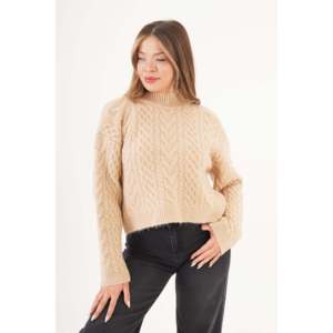 Pull en maille spirale crème pour femme Lustrin, tricot d'hiver chaud, doux et texturé pour la vente en gros - Product Image 2