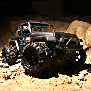 Rosa Ferngesteuertes Drift 4WD Offroad <span class=keywords><strong>RC</strong></span> Auto 2,4GHz Hochgeschwindigkeits 40Km/H USB-Kabel Klettertruck Hobby-Klasse Rennmodell - Product Image 4