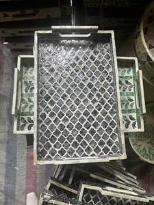 Bandeja Decorativa Redonda con Incrustaciones de Madreperla y Acabado Lacado, Marca Thanhcongcraft, 50 Piezas MOQ, Venta al Por Mayor - Product Image 4