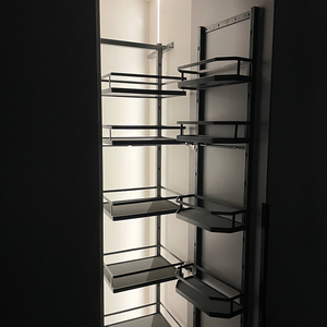 Organizador de Despensa Extraíble de Diseño Moderno, Altura Ajustable, Cierre Suave en Gabinetes, Accesorio Funcional para Cocina - Product Image 1