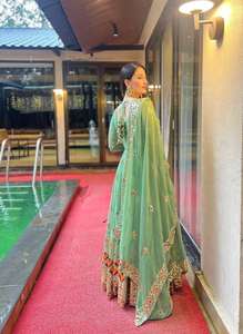 Traje Anarkali Salwar de mujer de algodón y poliéster de alta venta para ropa de boda y Festival a precio mayorista de India - Product Image 2