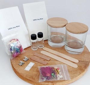 Kit de fabrication de bougies, cire de soja, mèche en bois et fleurs pour créer deux bougies parfumées personnalisées dans un verre, kit cadeau artisanal à <span class=keywords><strong>faire</strong></span> <span class=keywords><strong>soi</strong></span>-même - Product Image 6