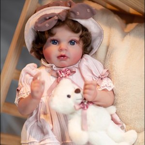 Hot Selling Soft Vinyl Reborn Baby <strong>Doll</strong> Educational Toy Artistic Design Fashion Toddler Gifts Set with Plush Toys - Product Image 3