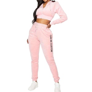 Nuevo Conjunto Deportivo de 2 Piezas con Logotipo Personalizado, Top Corto y Sudadera con Capucha, Chándal Deportivo para Mujer - Product Image 3