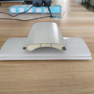 Persiane per finestre con rullo di sicurezza in alluminio classico a scorrimento verticale esterno - Product Image 5