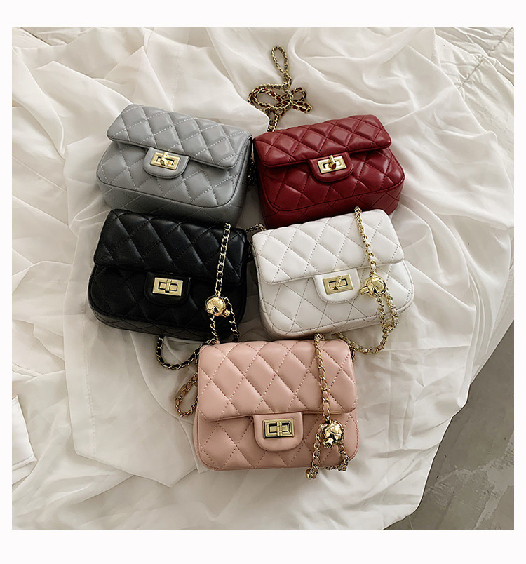韓国 人気[LEATHERY] FLAP CHAIN SHOULDER BAG DHgate.com:2024 Mini Shoulder Bag for Women, PU Leather