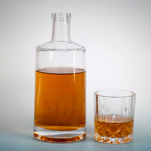 Bouteille <span class=keywords><strong>de</strong></span> liqueur en verre <span class=keywords><strong>de</strong></span> 750ml rechargeable à prix compétitif <span class=keywords><strong>de</strong></span> luxe <span class=keywords><strong>de</strong></span> qualité supérieure vin whisky vodka fond <span class=keywords><strong>de</strong></span> <span class=keywords><strong>montagne</strong></span> - Product Image 4